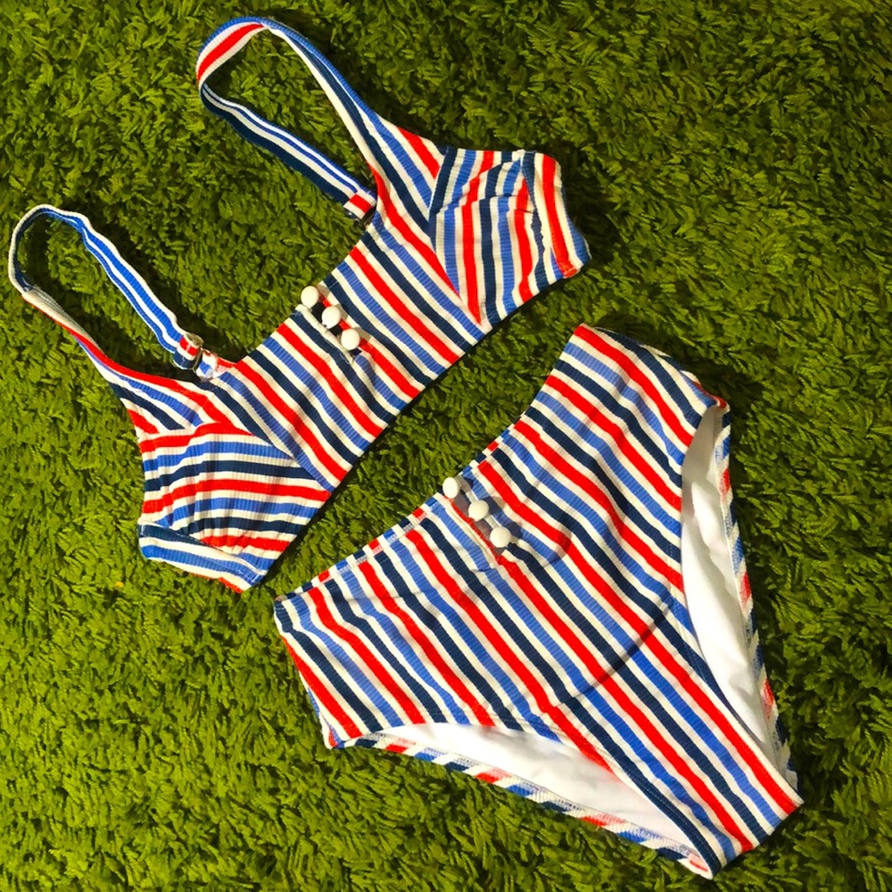 ⭐️ Striped bikini 👙